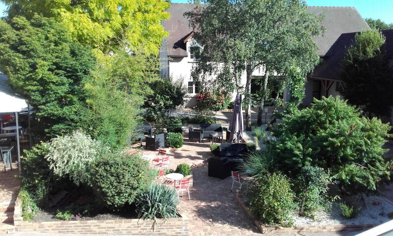 Logis Hotel "Ici M'Aime" Rouvray  Kültér fotó