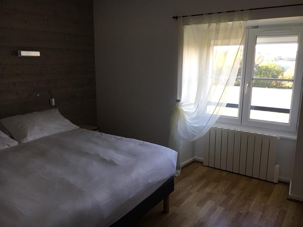 Logis Hotel "Ici M'Aime" Rouvray  Kültér fotó