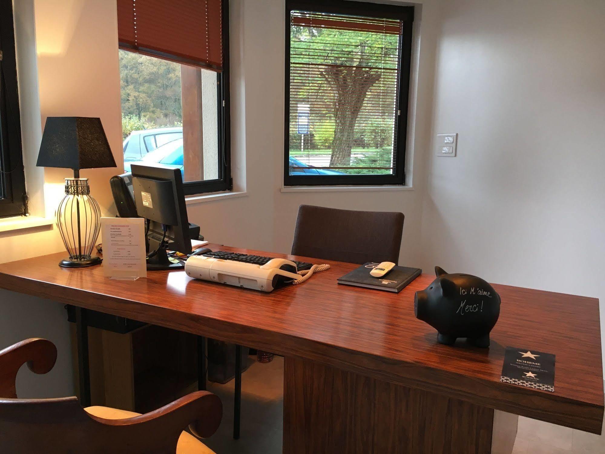 Logis Hotel "Ici M'Aime" Rouvray  Kültér fotó